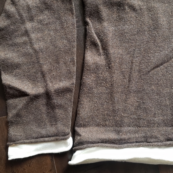 Sweater - Picture 6 of 8